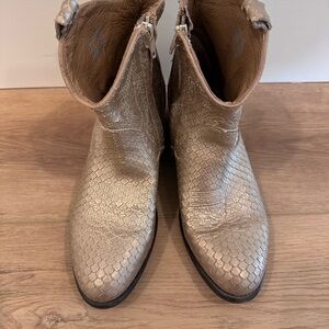 Women's Snakeskin Ankle Boots